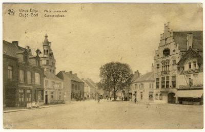 Mortsel: Gemeenteplein en omgeving ca. 1915