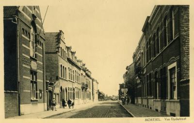 Mortsel: De Van Dijckstraat - jaren dertig vorige eeuw